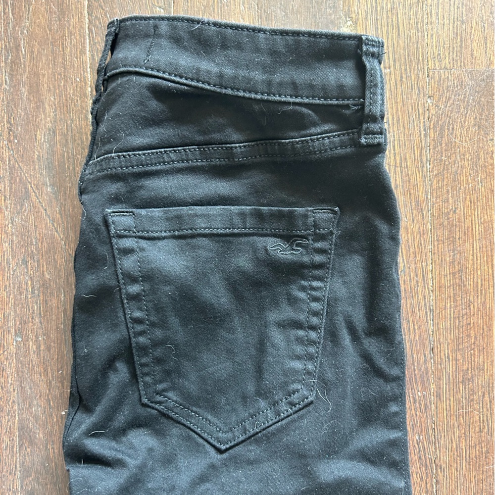 Hollister High Rise Stretch Skinny Jean Leggings - Picture 3 of 3